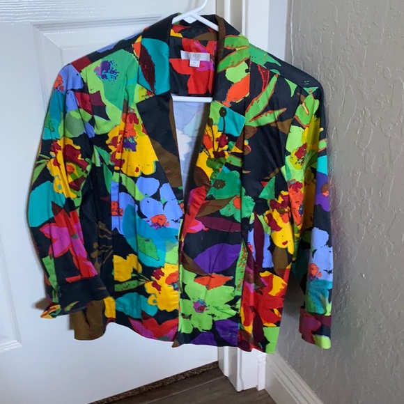 Lightweight jacket - Picture 1 of 3